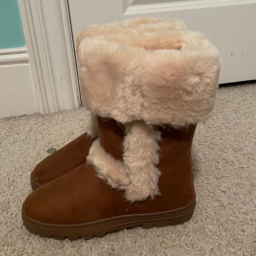 Fashion Furry Boots